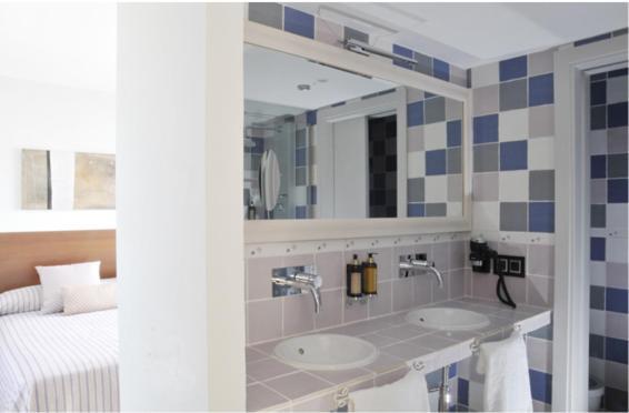 Hotel Mar D'Espills - Adults Only Ел Побленоу дел Делта Екстериор снимка